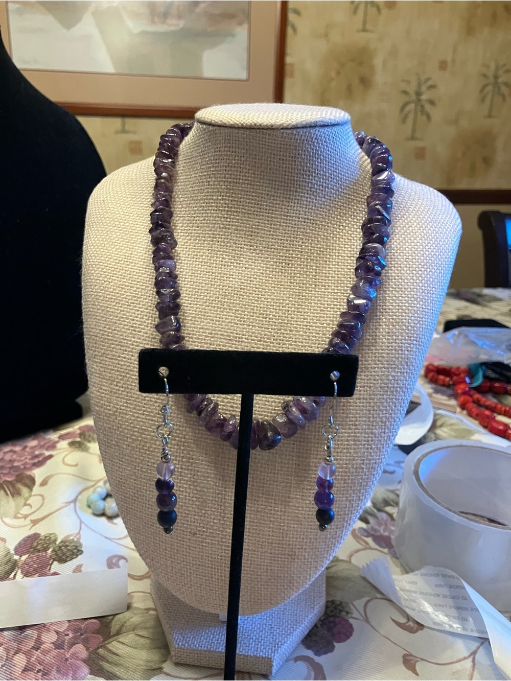 Amethyst Choker Necklace with Matching Earrings - Picture 3 of 12